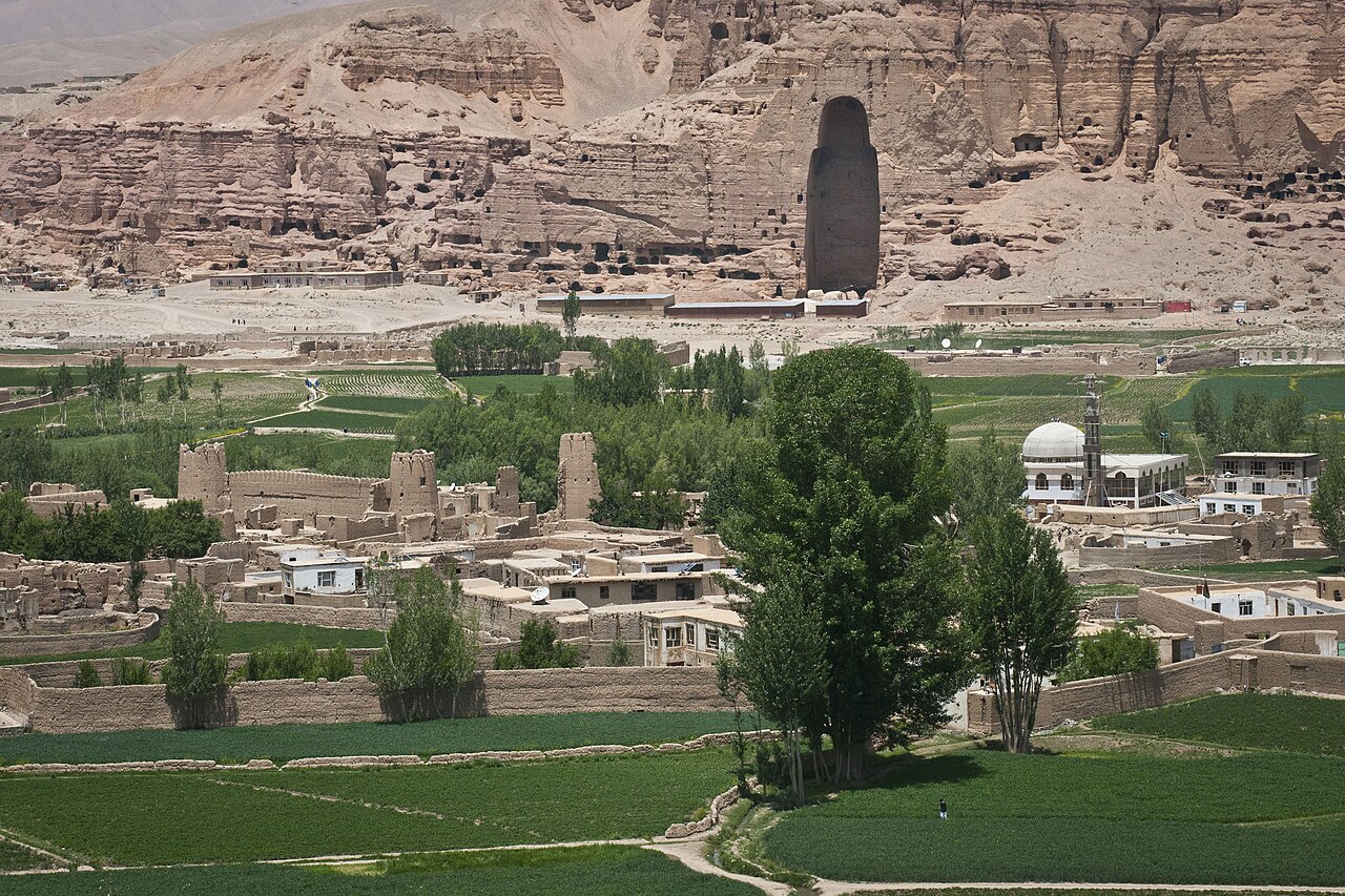 نمایی از بامیان